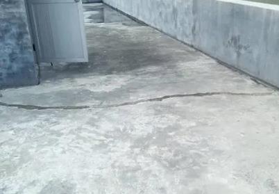 金川楼顶漏水维修公司分享下如何解决卫生间隐蔽部位漏水的问题?